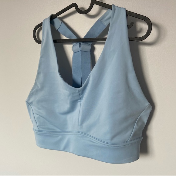 Fabletics All Day Every Day Bra - Picture 2 of 9